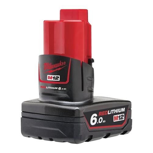 Pack batteries MILWAUKEE avec ch - Batterie et chargeur